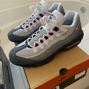 Air max ‘95 PINK FOAM, GUNSMOKE, BLACK